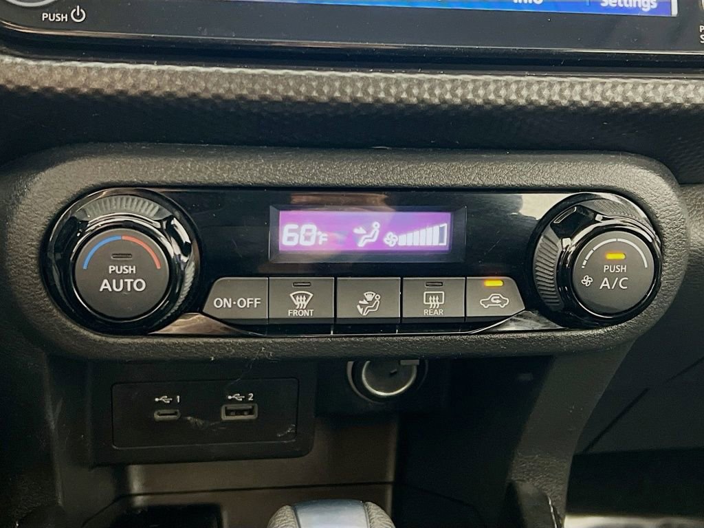 Used 2021 Nissan Kicks SV image 15