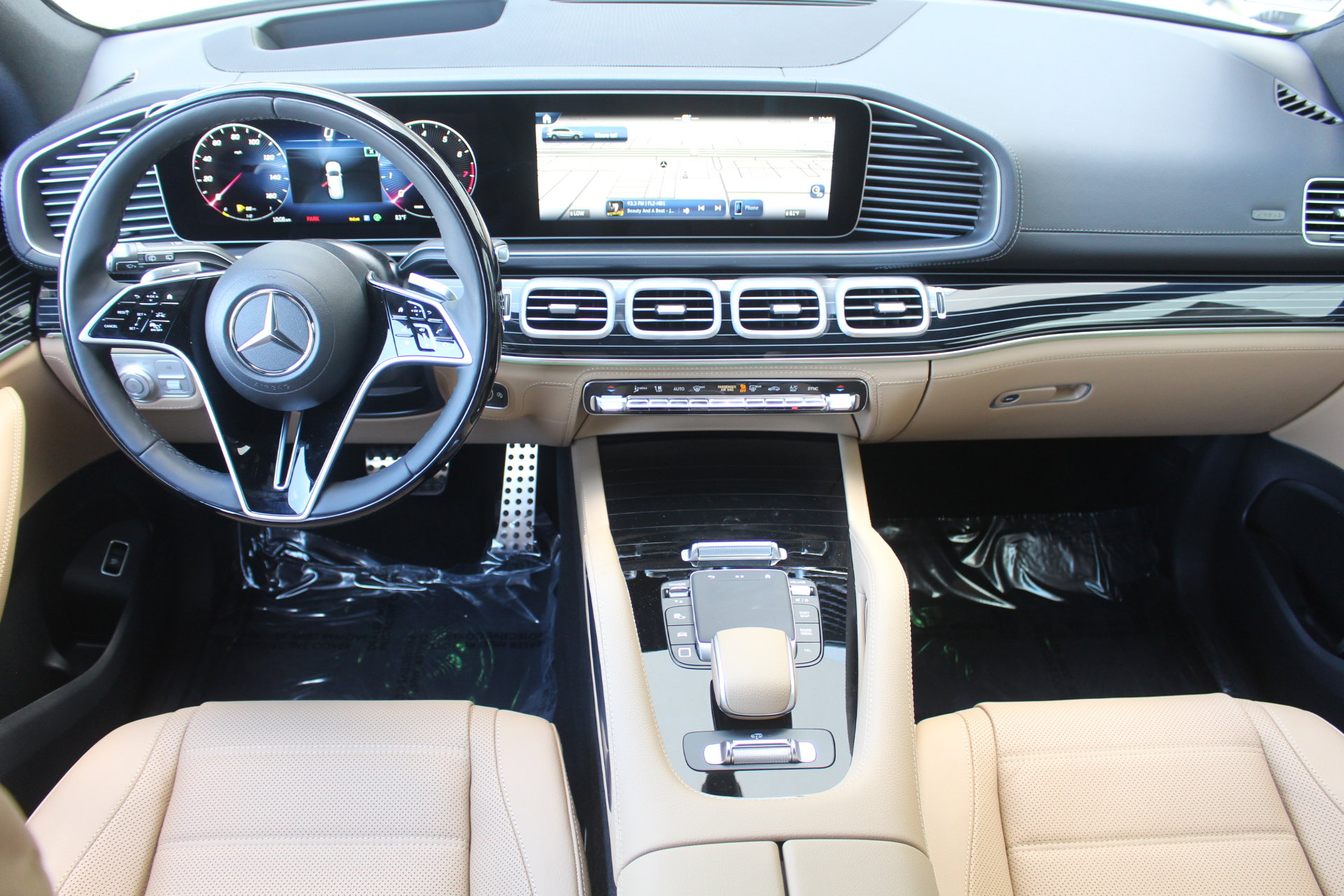 New 2026 Mercedes-Benz GLS 580 4MATIC image 19