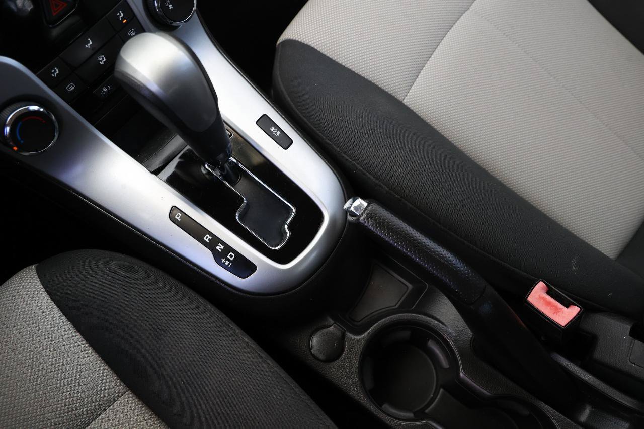 Used 2011 Chevrolet Cruze LS w/ Connectivity Package FWD image 32
