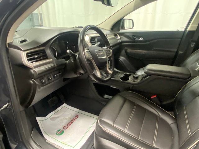 Used 2022 GMC Acadia Denali w/ Denali Ultimate Package AWD/4WD image 9