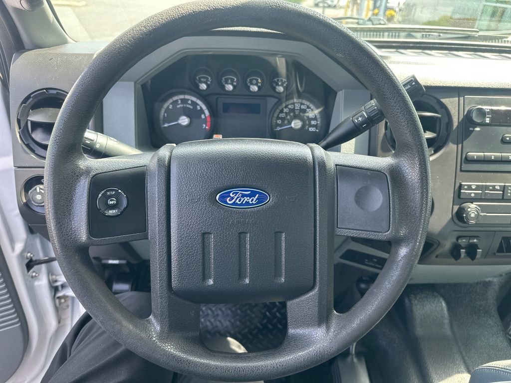 Used 2016 Ford F250 XL w/ Power Equipment Group AWD/4WD image 13