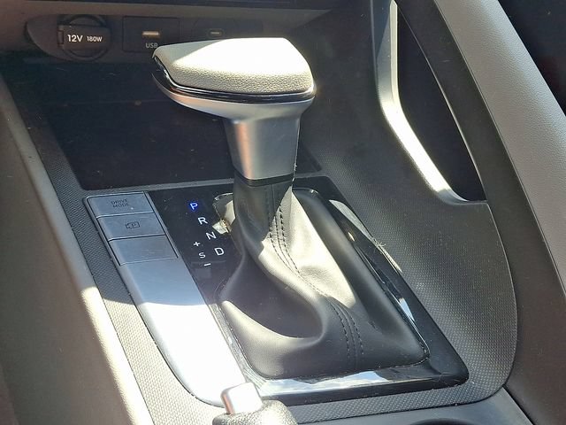 Certified 2026 Hyundai Elantra SE FWD image 14