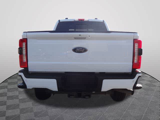 Used 2024 Ford F250 Lariat w/ Black Appearance Package AWD/4WD image 3