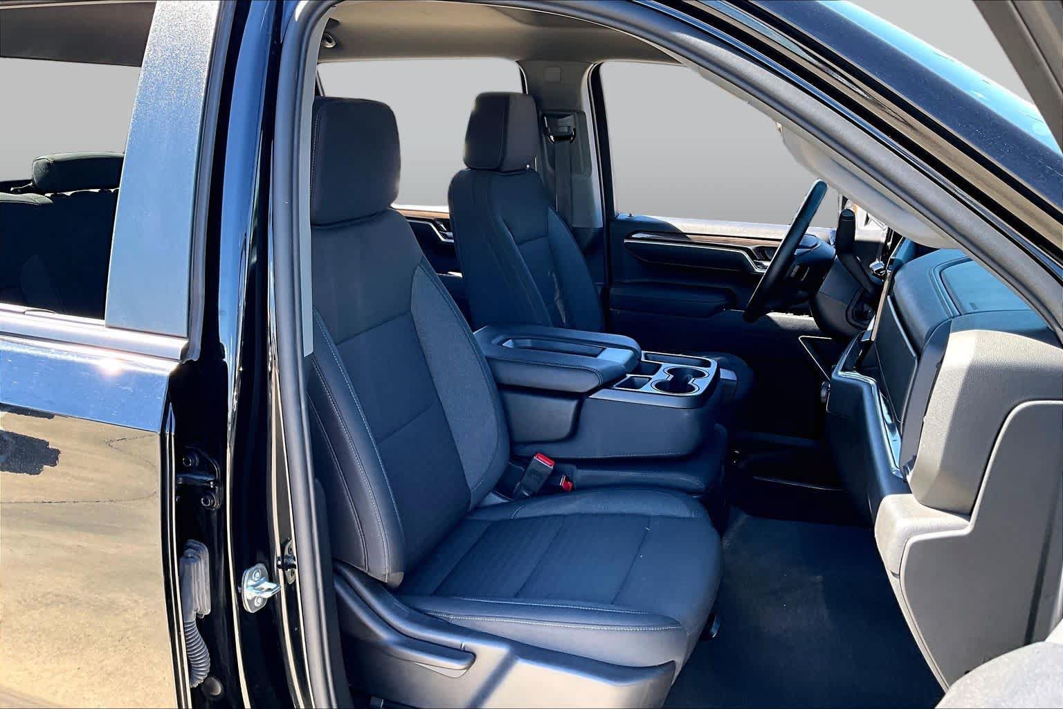 Used 2026 Chevrolet Silverado 1500 LT RWD image 9