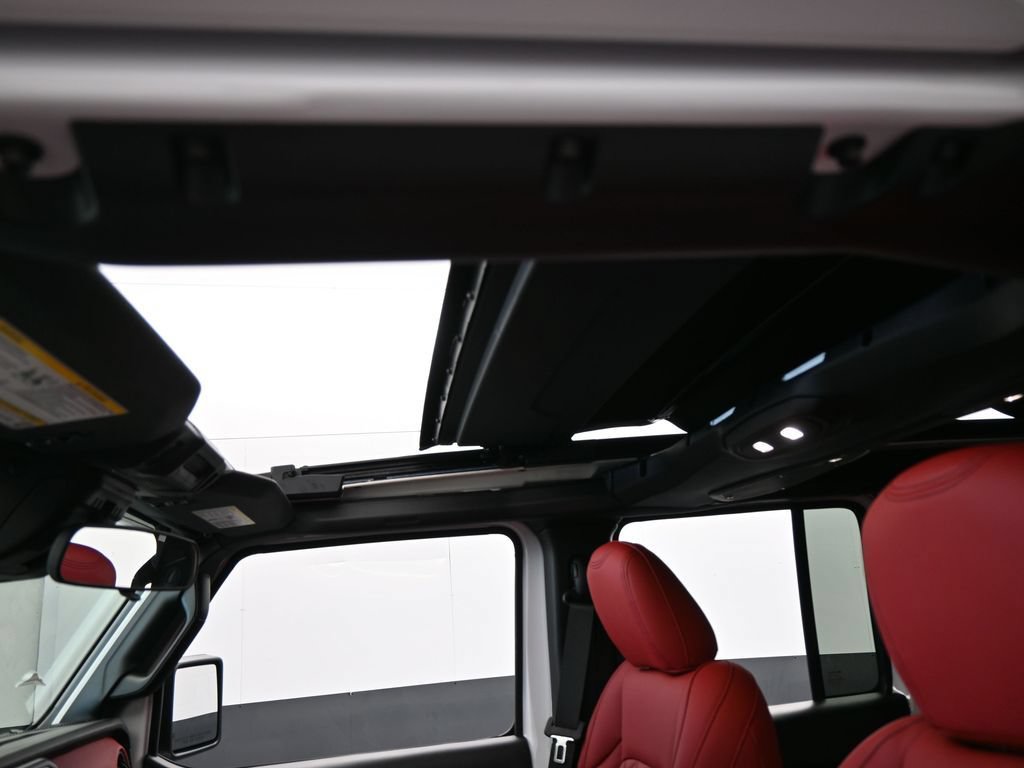 New 2026 Jeep Wrangler Unlimited Sport AWD/4WD image 11
