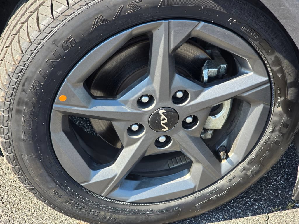 Used 2025 Kia K4 FWD image 6