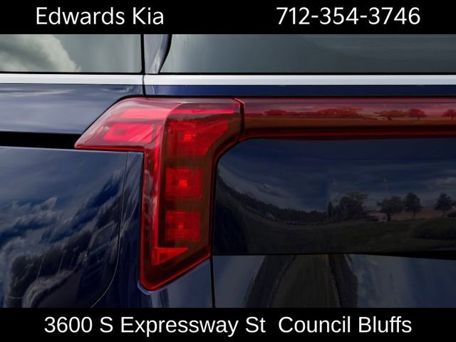 New 2026 Kia Carnival EX FWD image 13