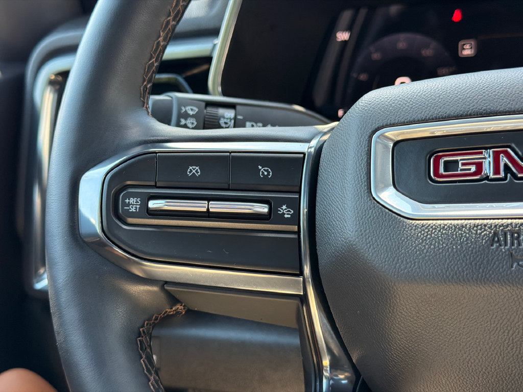 Used 2024 GMC Canyon AT4 w/ AT4 Premium Package AWD/4WD image 23