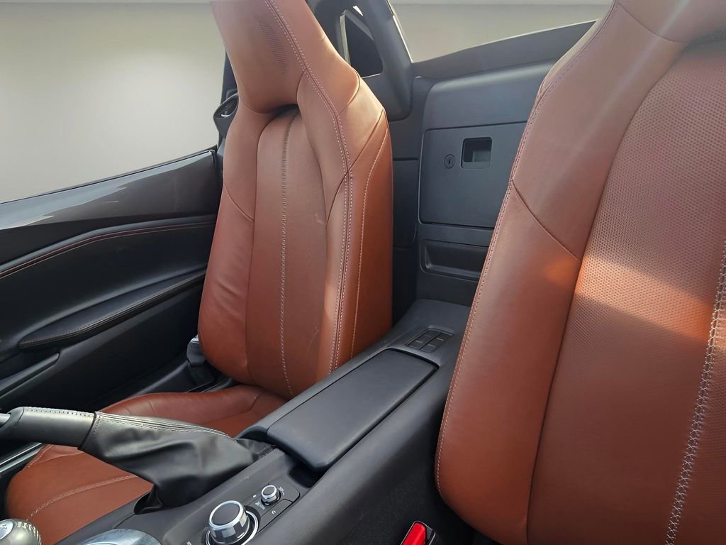 Used 2022 MAZDA MX-5 Miata RF Grand Touring image 29