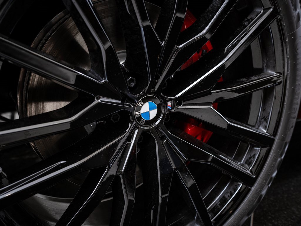 New 2026 BMW X6 xDrive40i w/ Climate Comfort Package image 8
