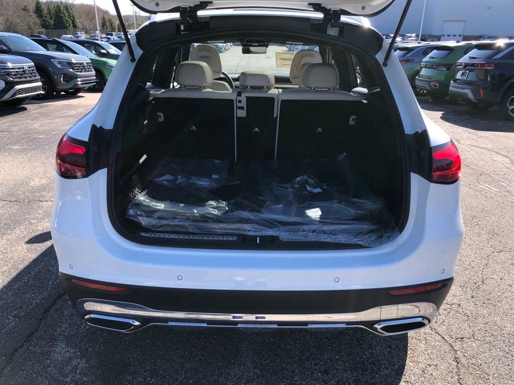 New 2026 Mercedes-Benz GLC 300 4MATIC image 37