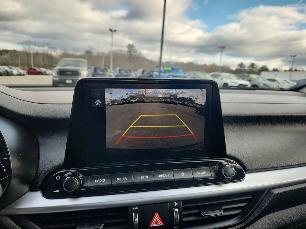 Certified 2023 Kia Forte LXS w/ LXS Technology Package image 18