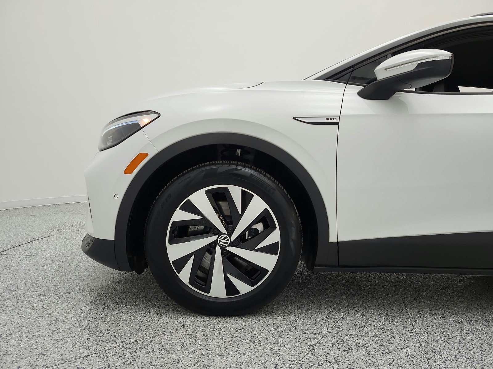 Used 2025 Volkswagen ID.4 Pro RWD image 17