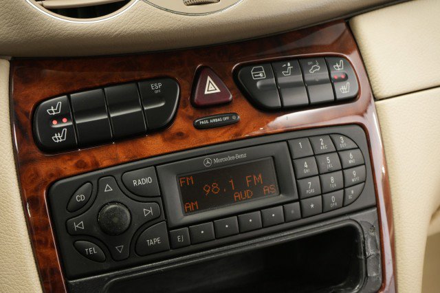 Used 2004 Mercedes-Benz CLK 320 Cabriolet image 58