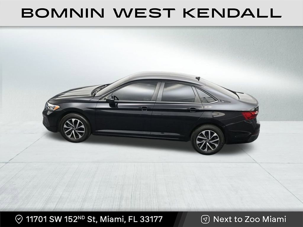 Used 2023 Volkswagen Jetta S image 13