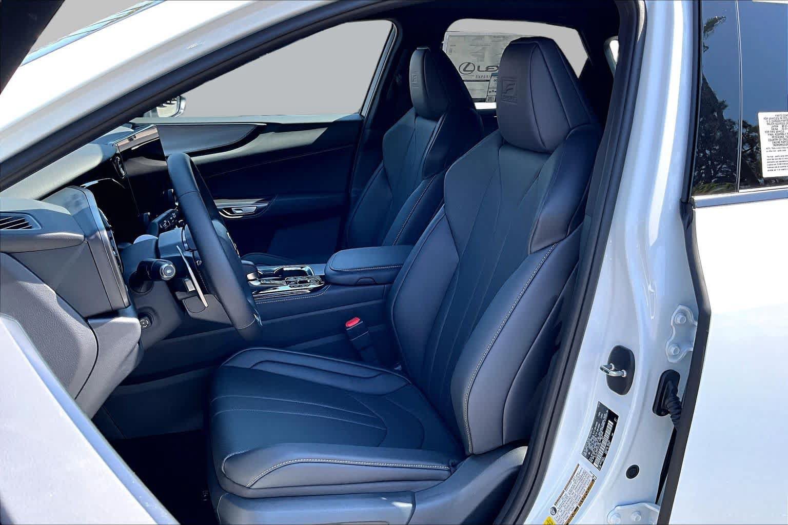 New 2026 Lexus NX 450h+ F Sport AWD/4WD image 18