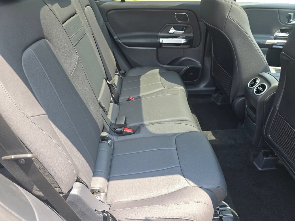 New 2026 Mercedes-Benz GLB 250 4MATIC image 20