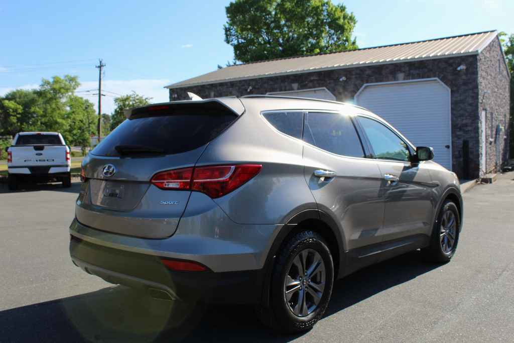 Used 2014 Hyundai Santa Fe Sport w/ Technology Package 04 FWD image 5