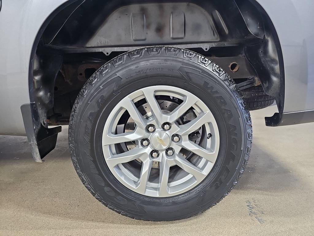 Certified 2022 Chevrolet Silverado 1500 LT AWD/4WD image 38