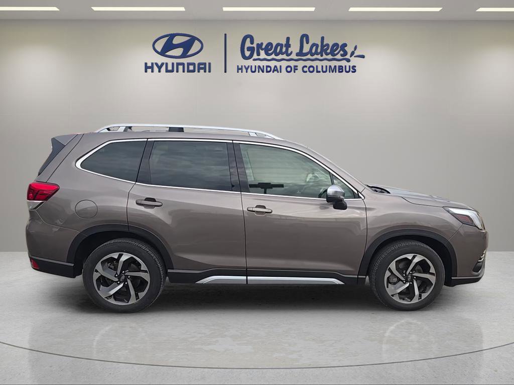 Used 2023 Subaru Forester Touring image 4