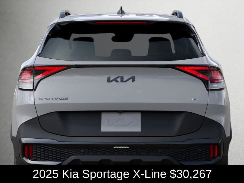 Used 2025 Kia Sportage X-Line w/ Premium Package image 13