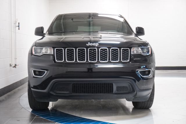 Used 2022 Jeep Grand Cherokee Laredo E w/ Security & Convenience Group RWD image 24