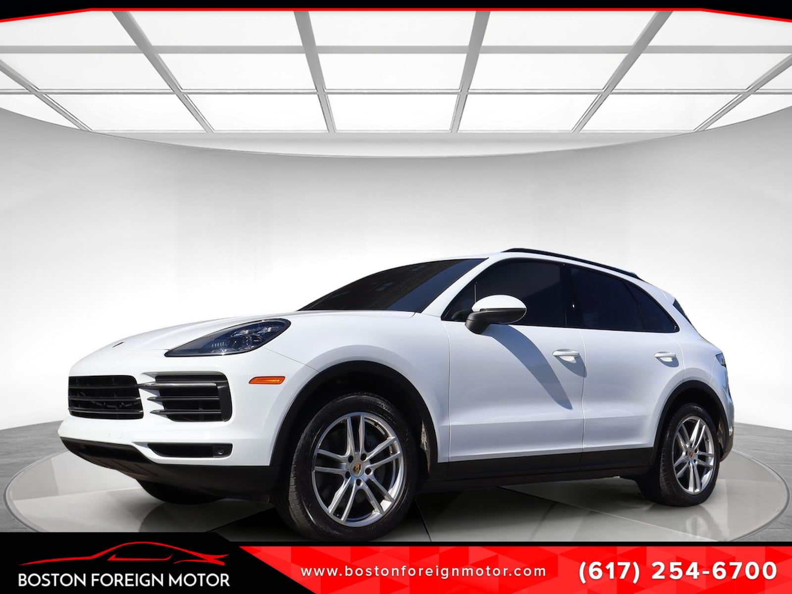 Used 2019 Porsche Cayenne S w/ Premium Plus Package AWD/4WD image 1