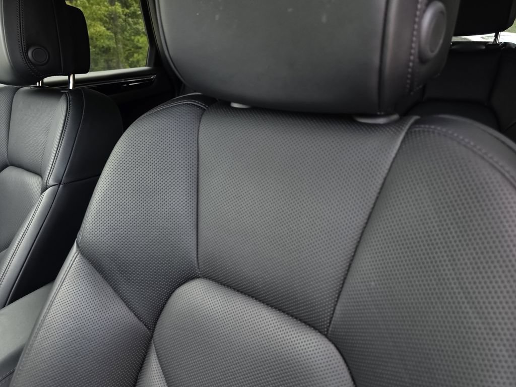 Certified 2026 Porsche Macan AWD/4WD image 22