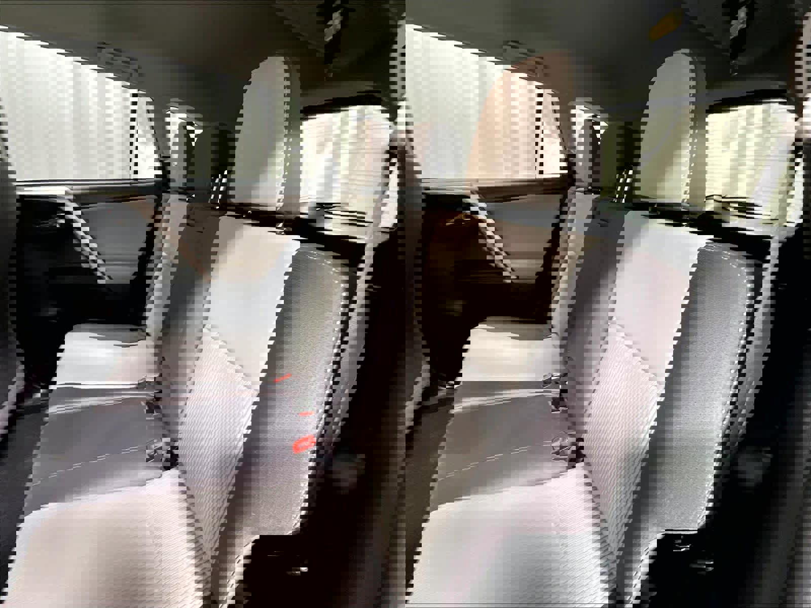 Used 2014 Toyota RAV4 XLE image 15