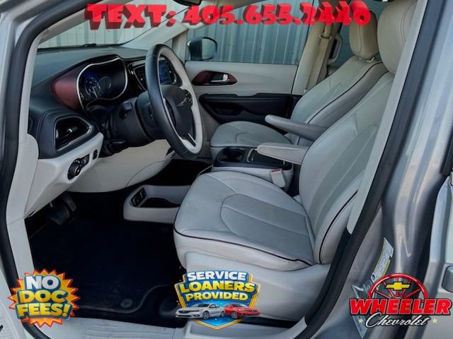 Used 2017 Chrysler Pacifica Limited FWD image 26
