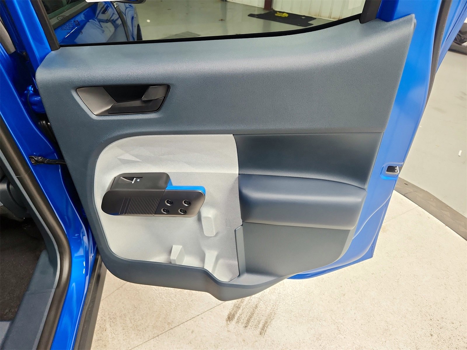 New 2025 Ford Maverick XLT w/ XLT Luxury Package image 40