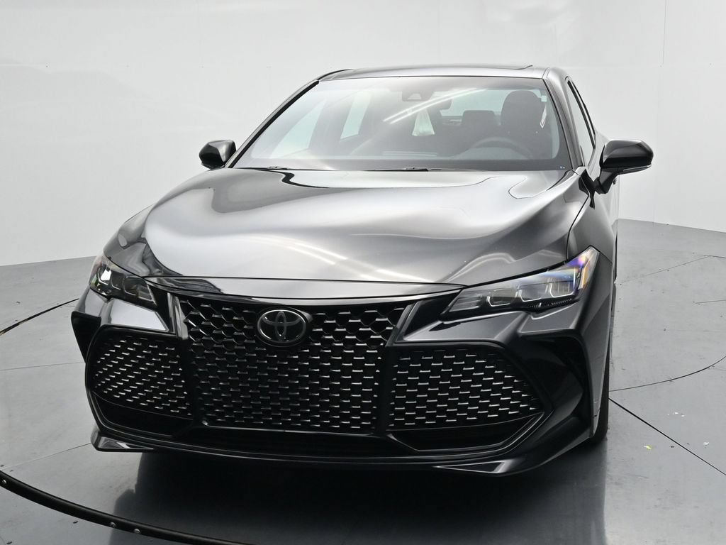 Used 2021 Toyota Avalon XSE FWD image 3