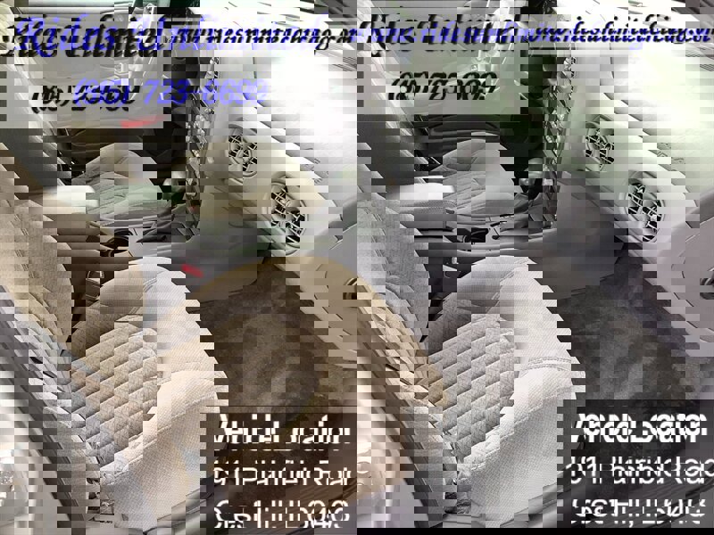 Used 2003 Pontiac Bonneville SE image 38