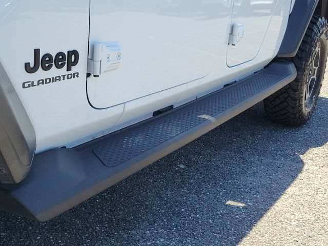 Used 2021 Jeep Gladiator Sport AWD/4WD image 9
