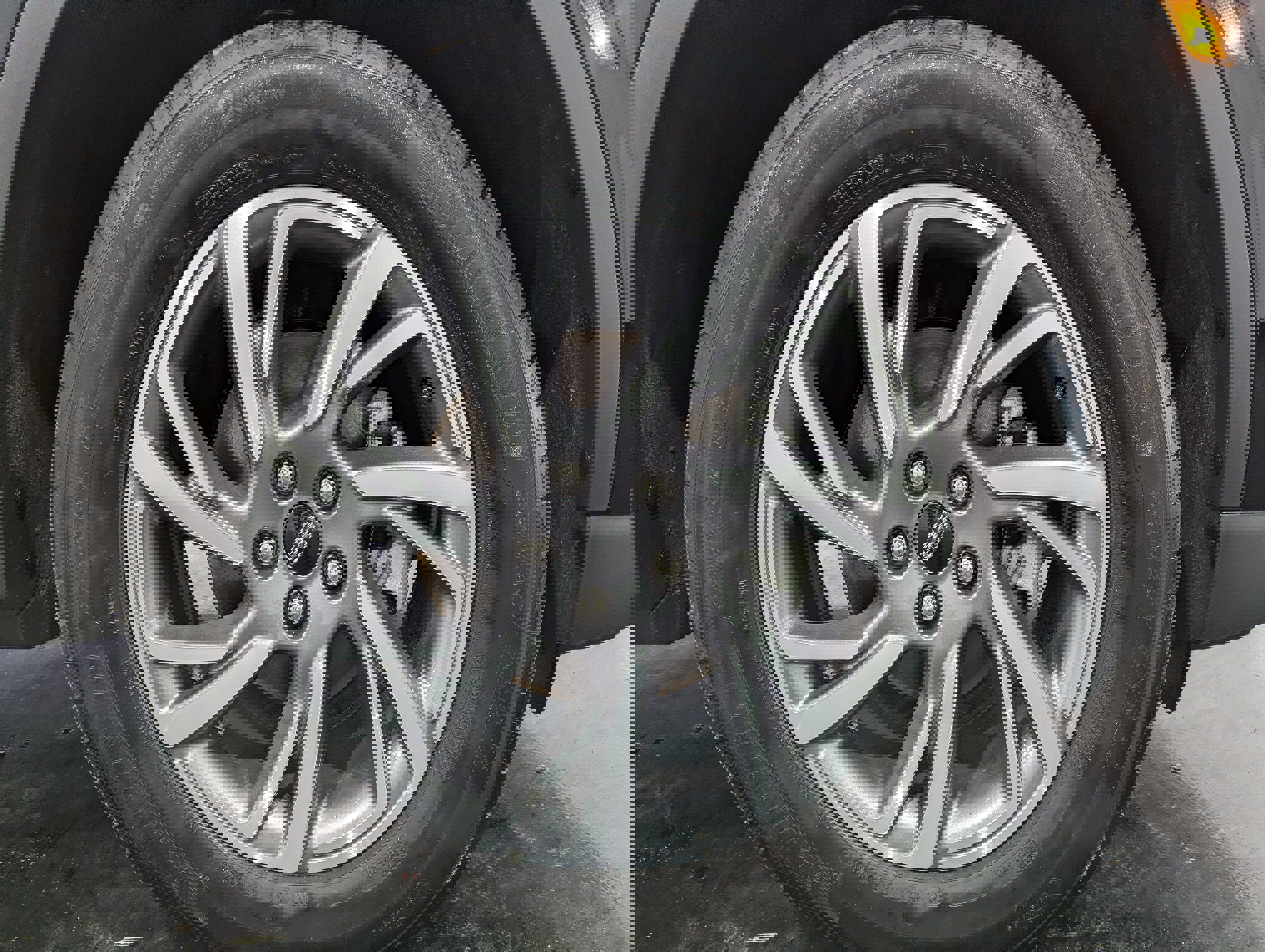 Used 2025 Lincoln Corsair AWD w/ Equipment Group 101A image 6