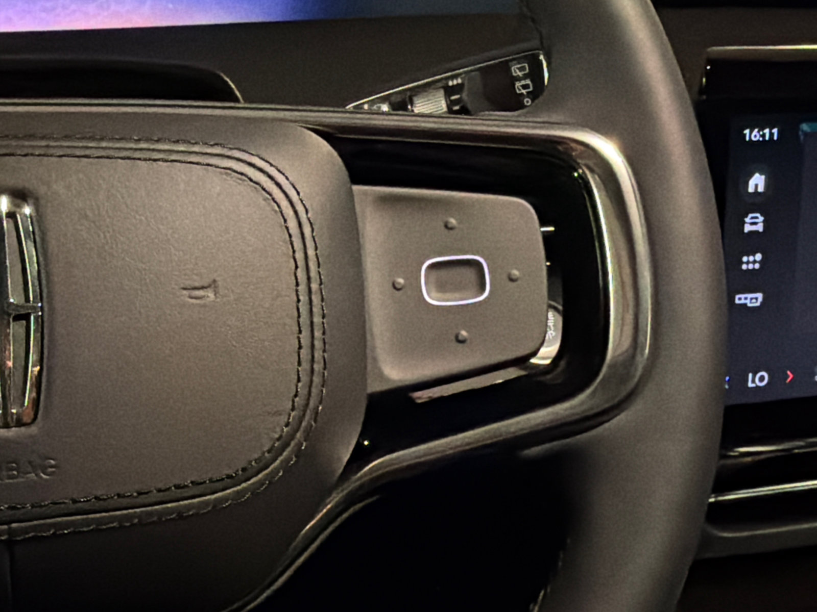 New 2026 Lincoln Nautilus Reserve AWD/4WD image 20