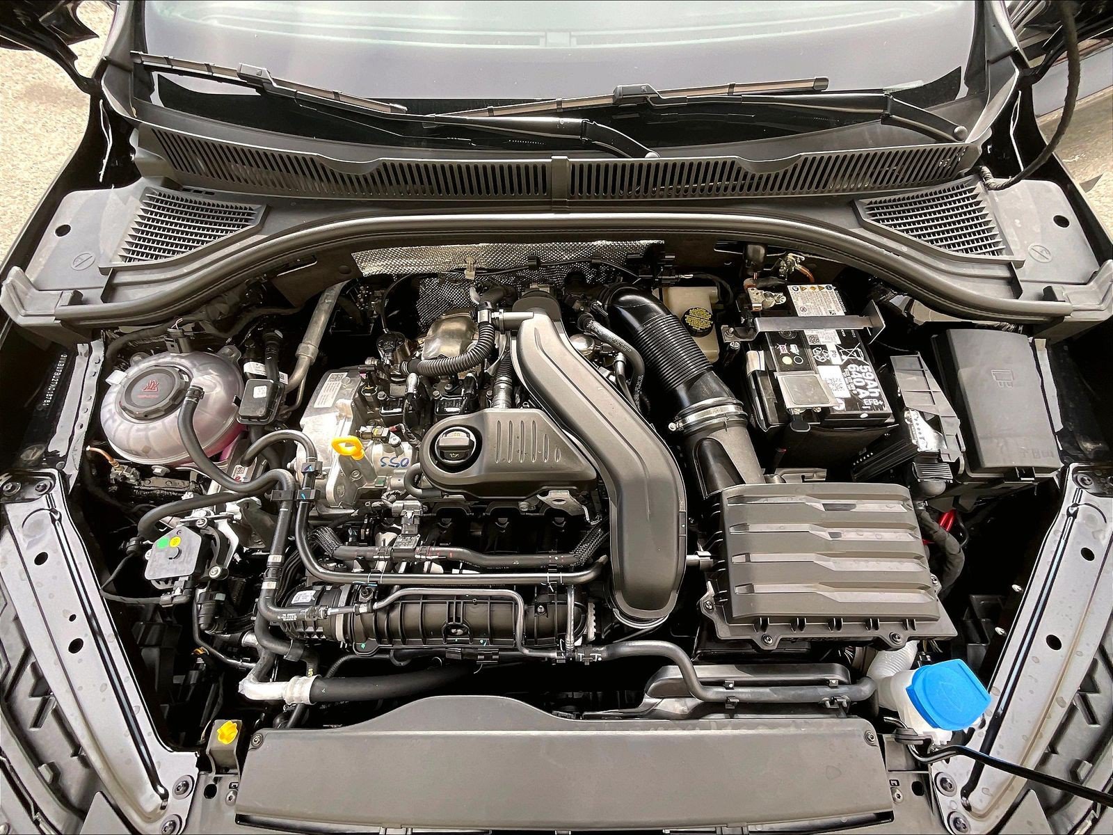 New 2026 Volkswagen Jetta Sport FWD image 9