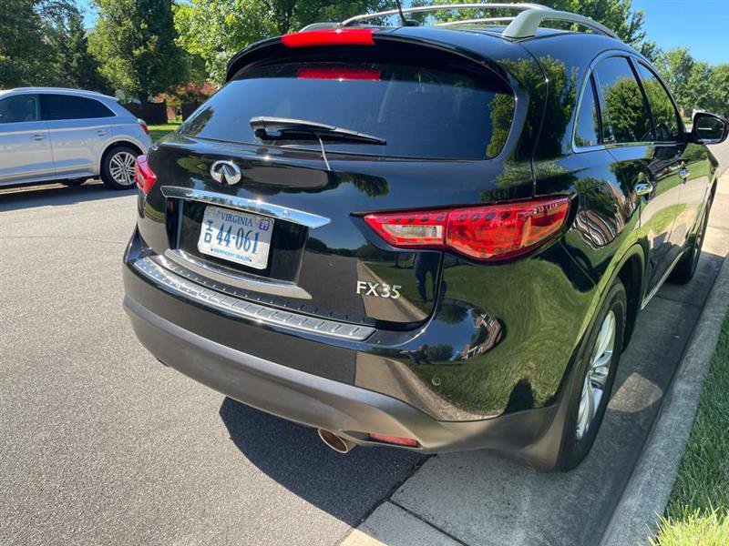 Used 2012 INFINITI FX35 AWD w/ Premium Pkg image 17
