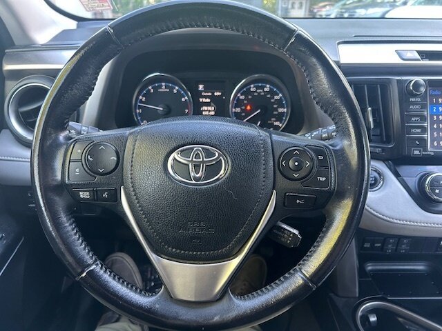 Used 2016 Toyota RAV4 Limited w/ Advanced Technology Package AWD/4WD image 11
