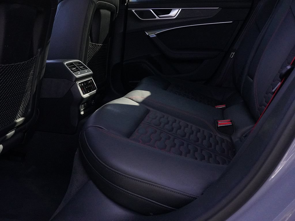 Used 2023 Audi RS 6 AWD/4WD image 31