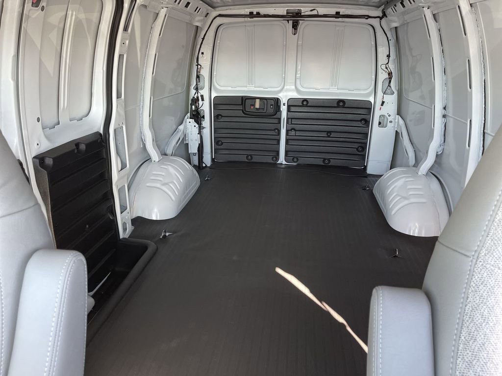 New 2025 Chevrolet Express 2500 w/ Driver Convenience Package RWD image 14