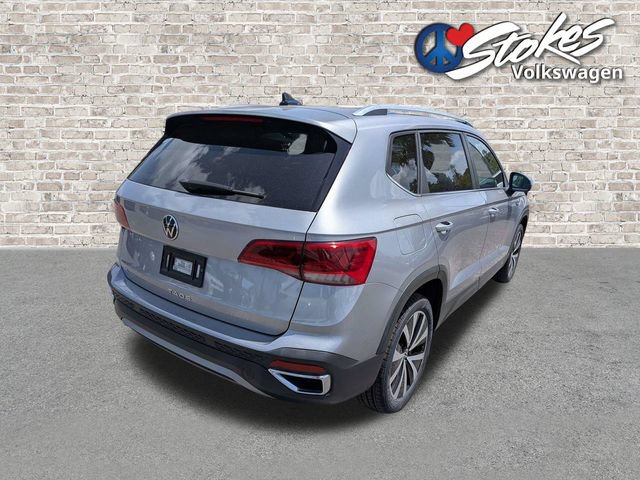 Certified 2023 Volkswagen Taos SE w/ Panoramic Sunroof Package FWD image 4