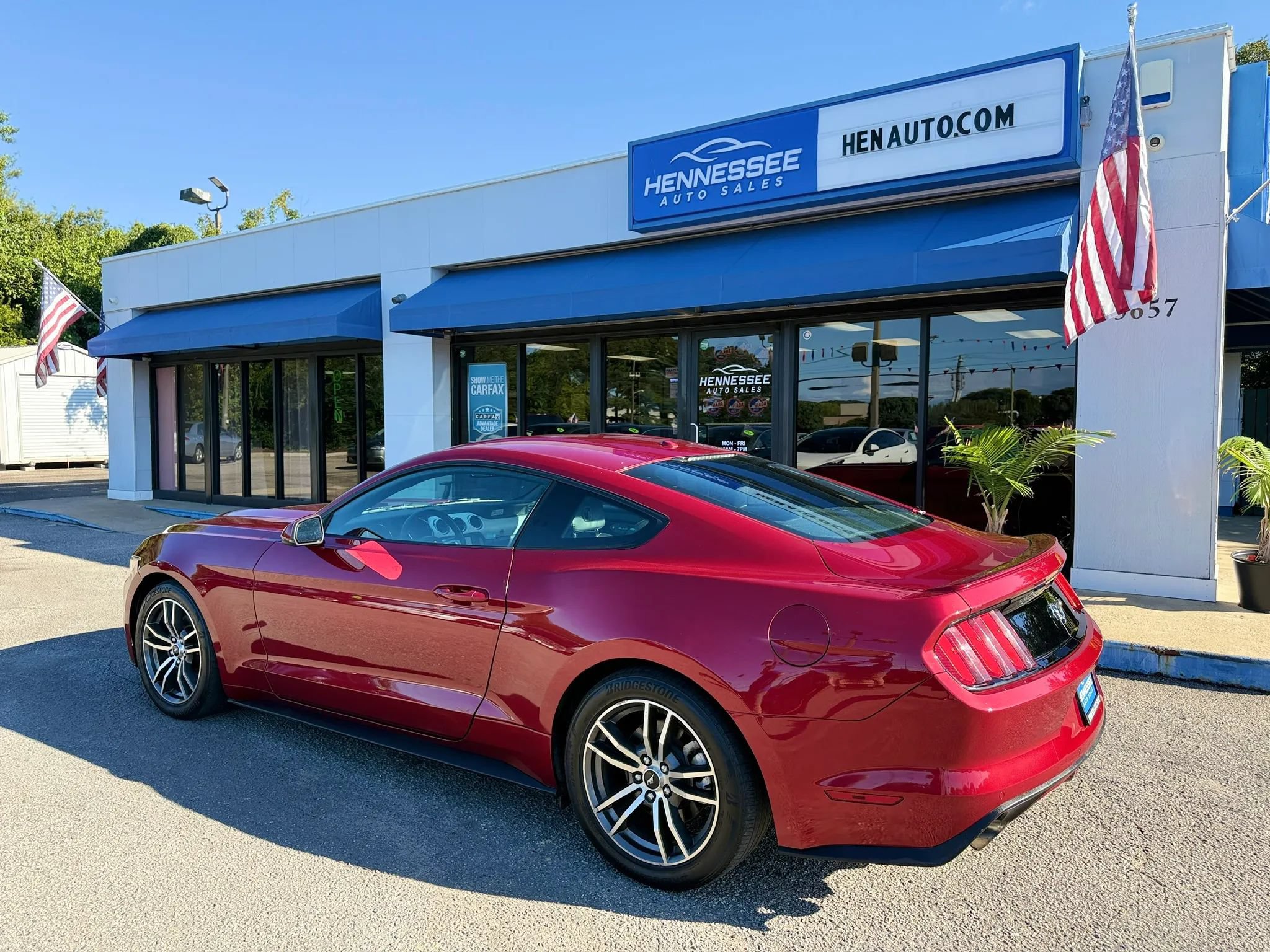 Used 2015 Ford Mustang Premium w/ Equipment Group 201A RWD image 29