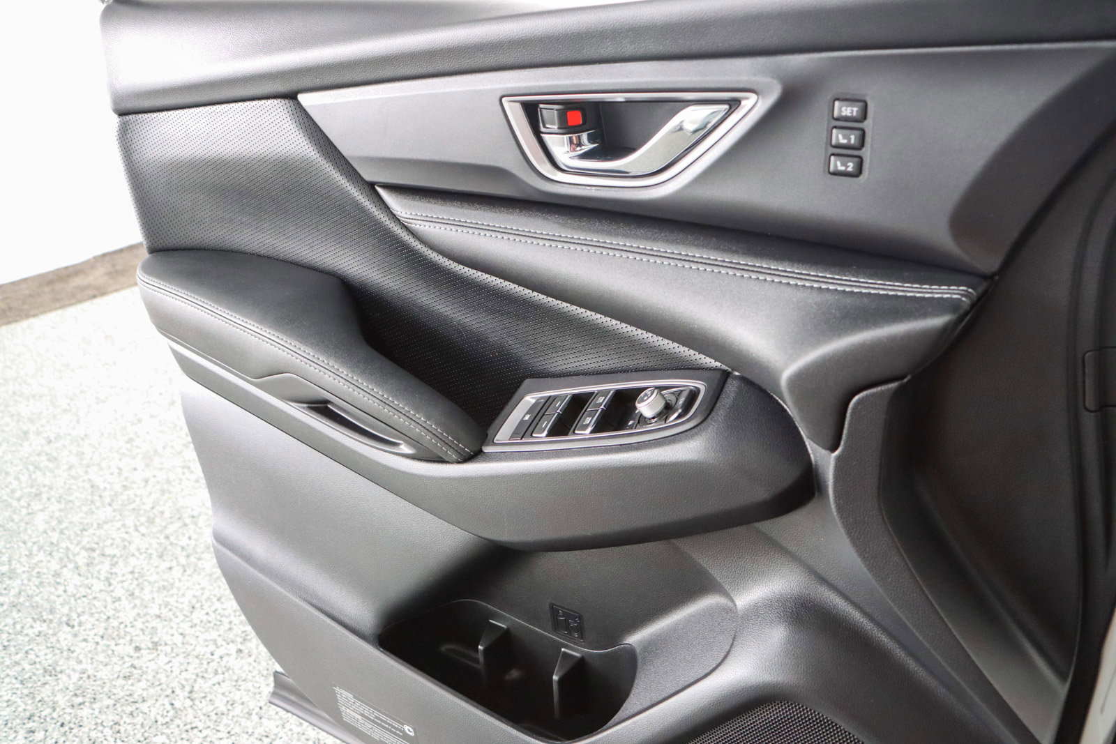 Used 2023 Subaru Ascent Limited w/ Technology Package image 22