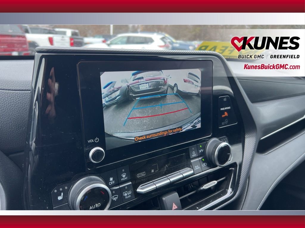 Used 2024 Toyota Highlander XSE image 29