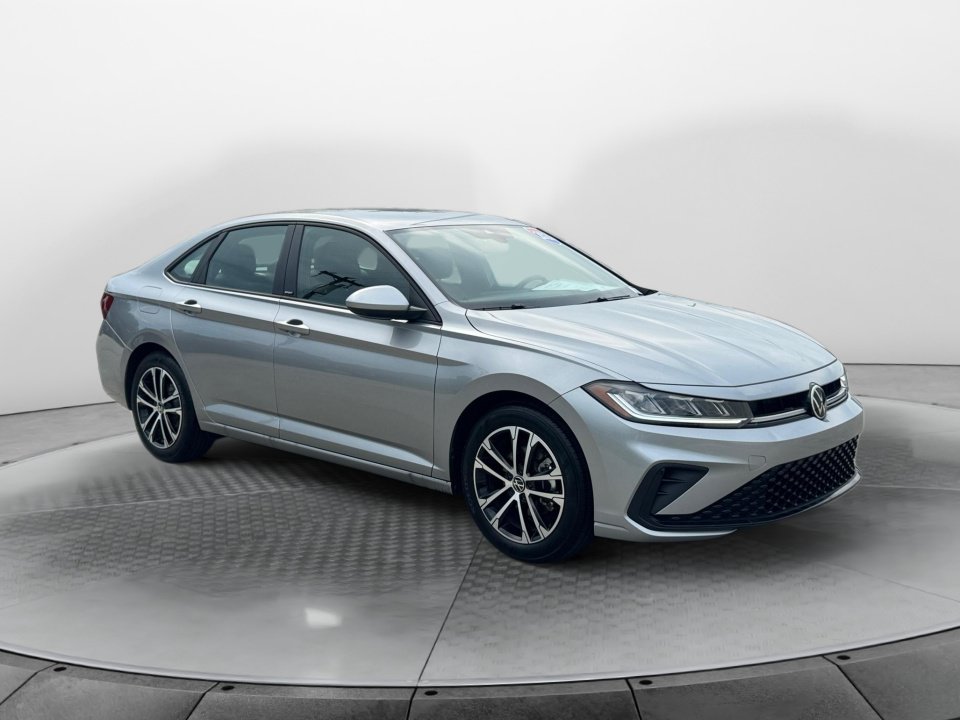 Used 2026 Volkswagen Jetta Sport FWD image 1
