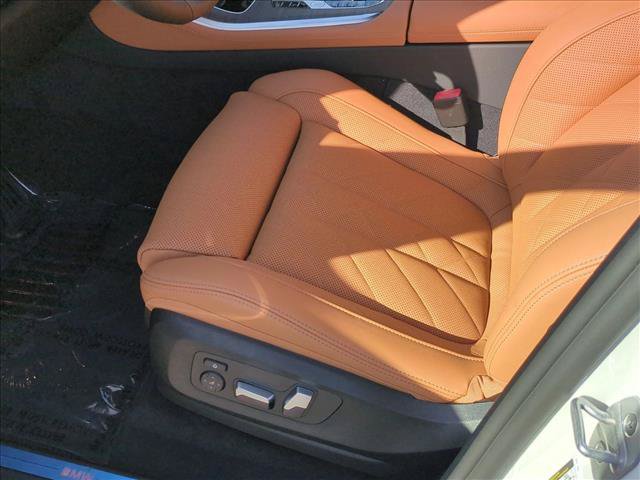 New 2026 BMW X5 xDrive40i AWD/4WD image 4