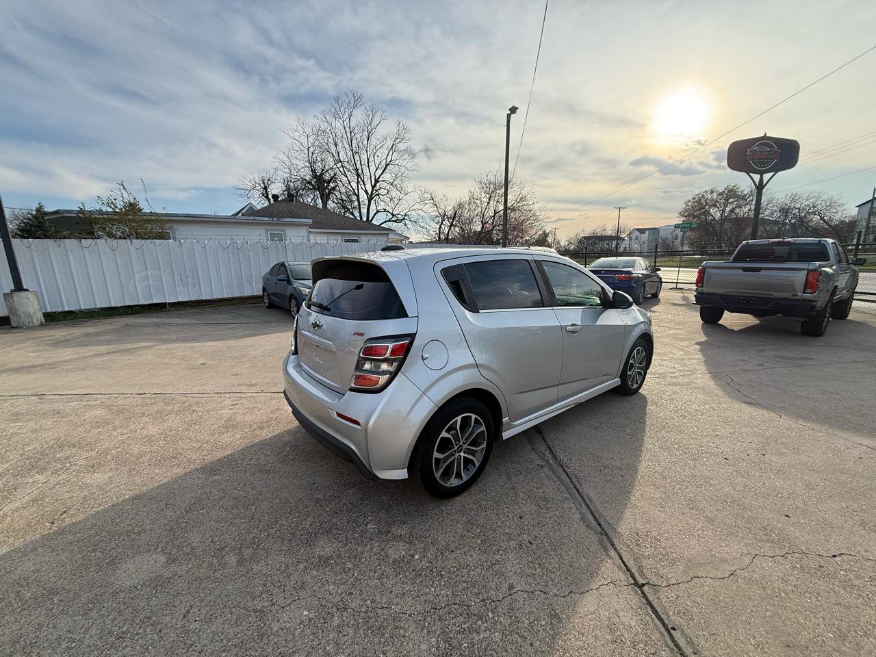 Used 2019 Chevrolet Sonic LT w/ Convenience Package image 9