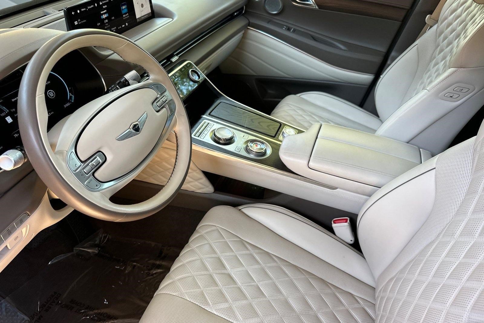 Used 2023 Genesis GV80 3.5T w/ Prestige Package AWD/4WD image 4