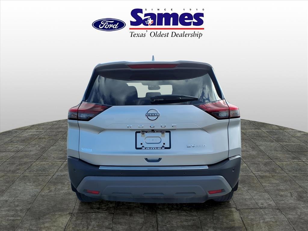 Used 2023 Nissan Rogue SV image 7